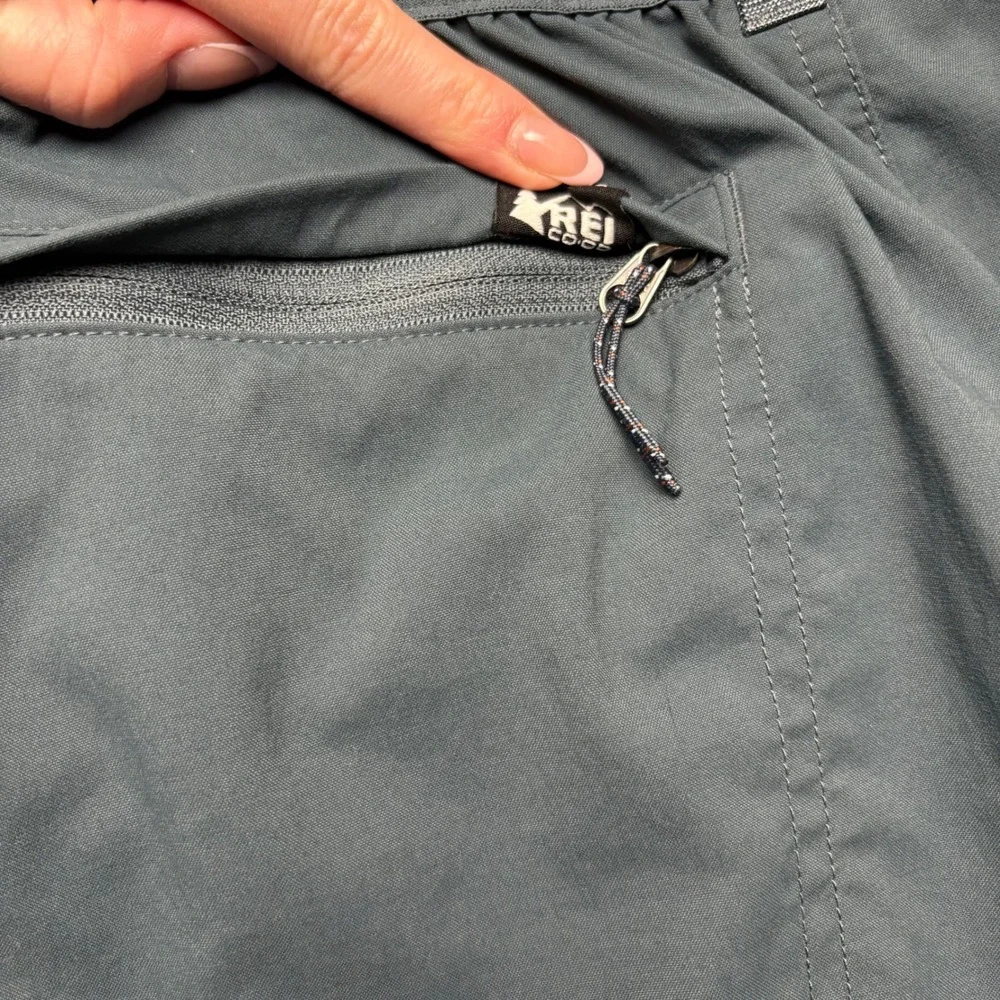 REI Co-op Shorts Mens 40 Blue Sahara Hiking Outdoors Stretch Lightweight Tech